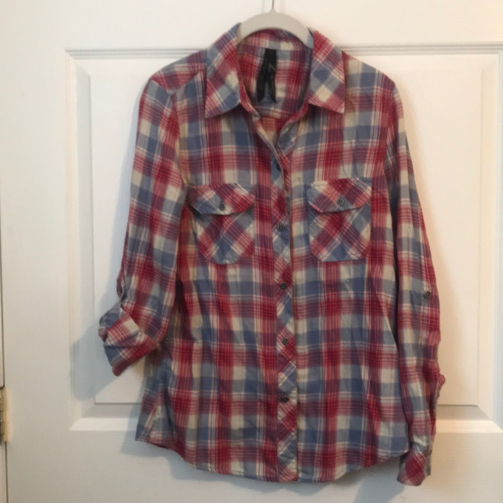 Long sleeve plaid shirt